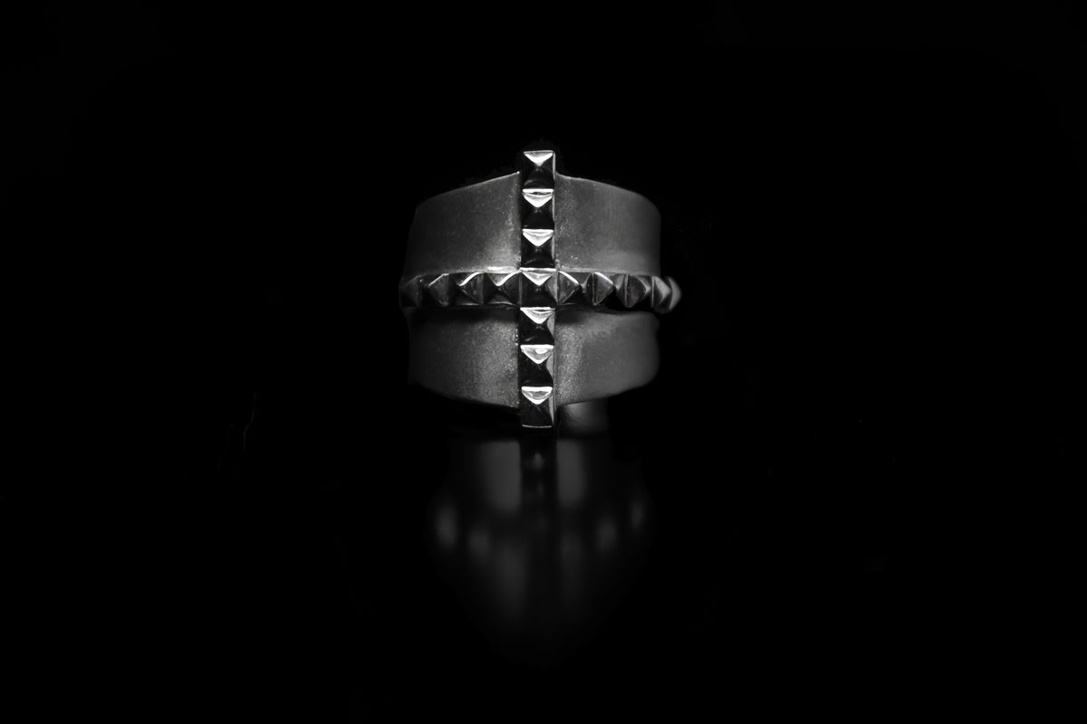 Cross Small Studs Ring, second view – 925 sterling silver ring by Leony Jewellery
