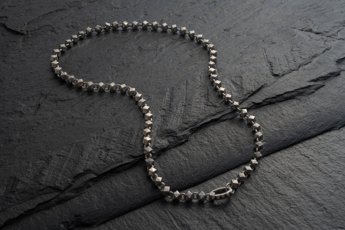 Slim Stud Rosary Chain, oxidized finish – 925 sterling silver necklace by Leony Jewellery