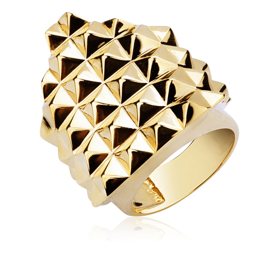 LEONY studded shield ring in gold