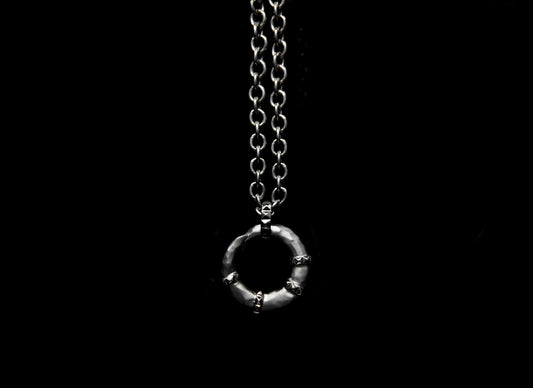 TWISTED HORN PENDANT