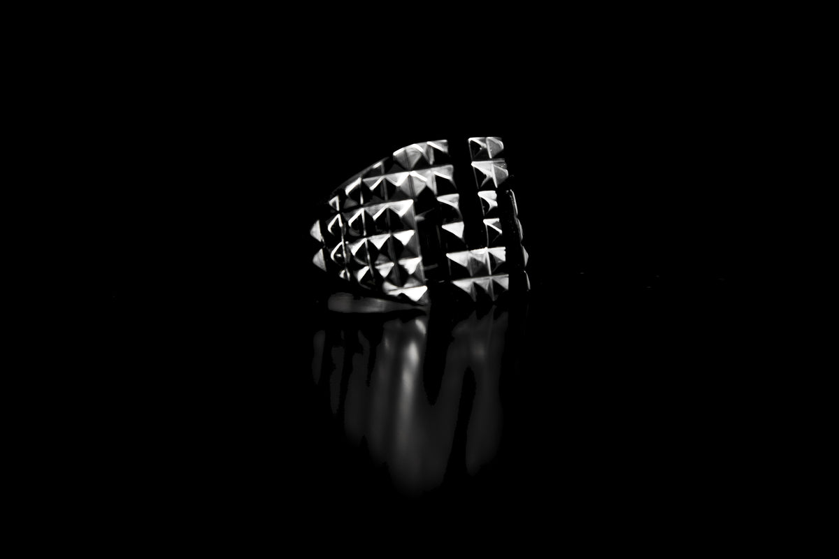 Small Stud Pierced Ring – 925 sterling silver ring by Leony Jewellery