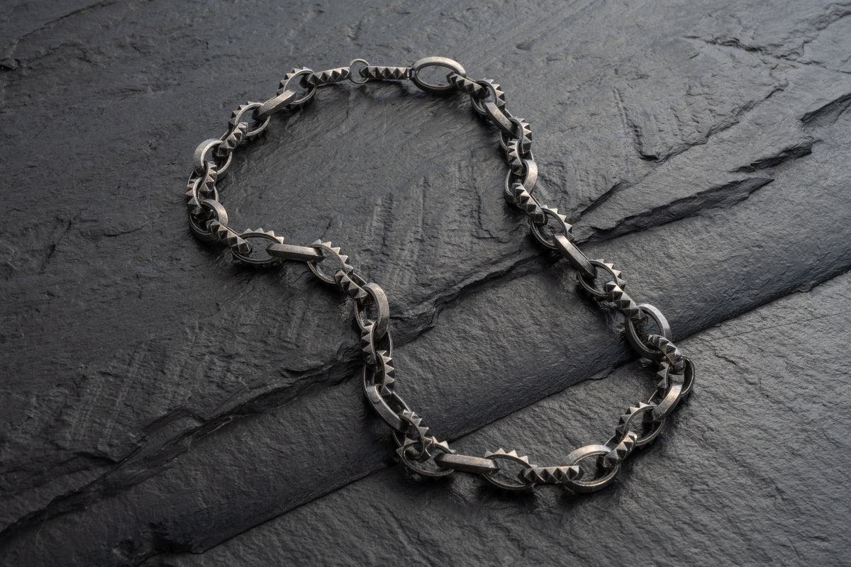 Smooth and Studded Oval Chain, oxidized finish – 925 sterling silver necklace by Leony Jewellery