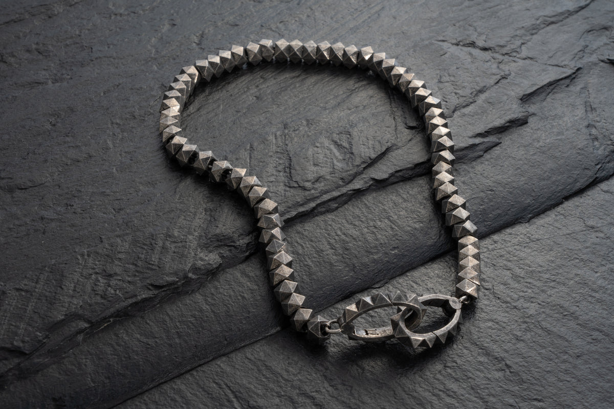 Studded Grain Wallet Chain, oxidized finish – 925 sterling silver necklace by Leony Jewellery