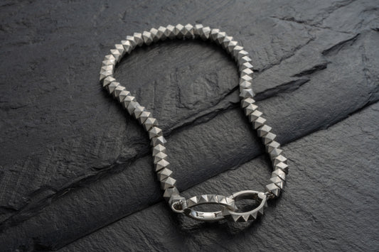 Studded Grain Wallet Chain – 925 sterling silver necklace by Leony Jewellery